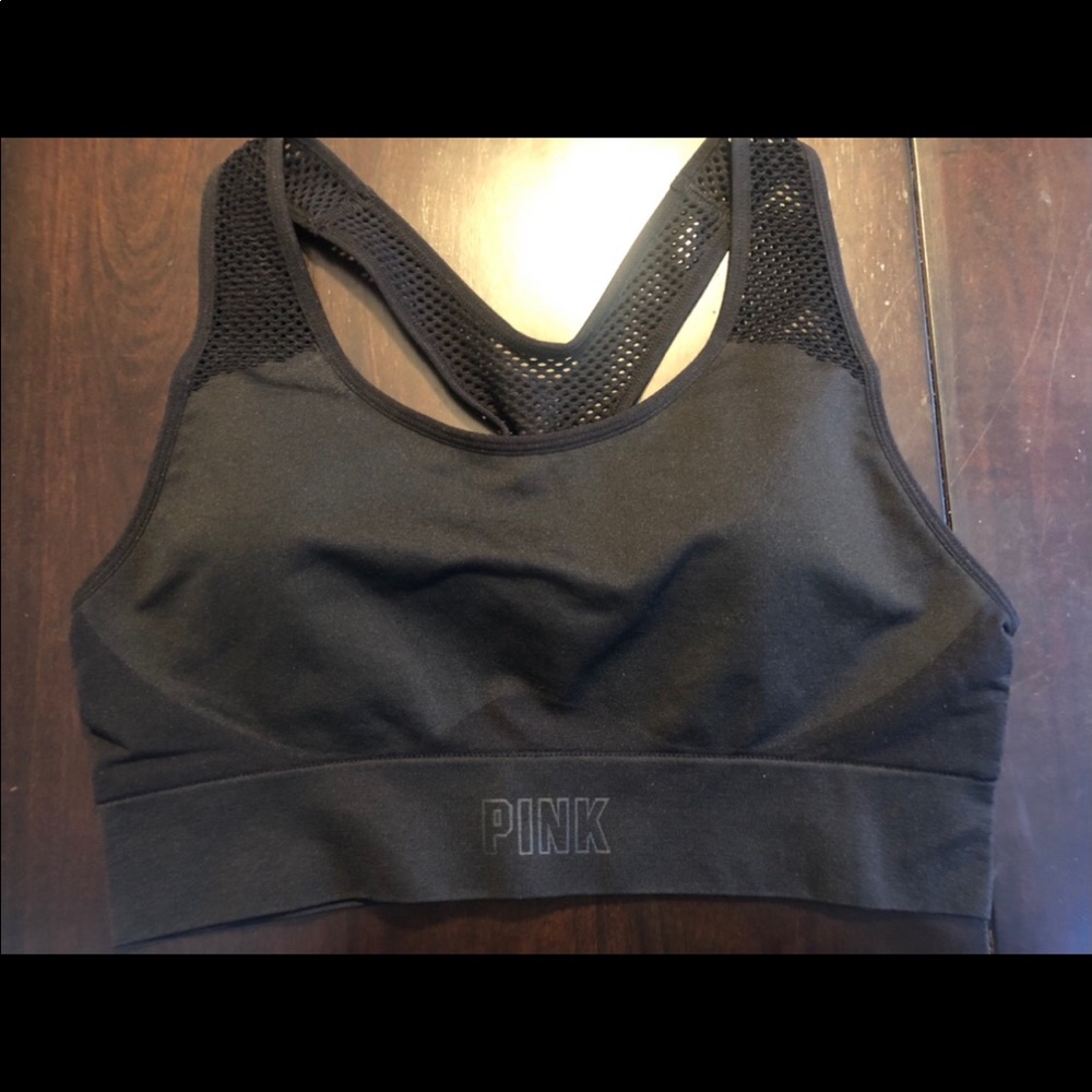 Brand new without tags Pink sports bra L